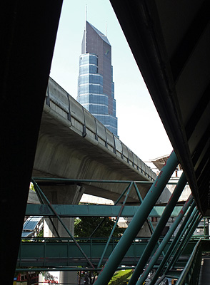 Thanon Phahon Yothin x Soi Ari - Phaya Thai - Bangkok - 14 May 2012 - 9:23