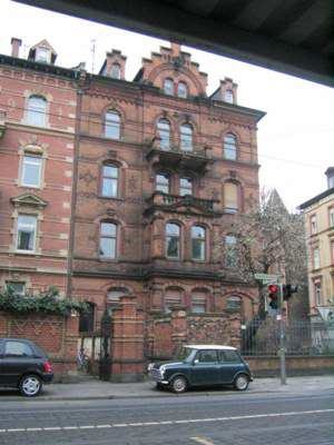 Villa an der Frankfurter Stra&szlig;e.
